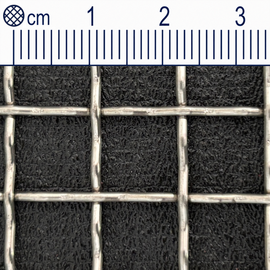 Drátěná tkanina z nerezové oceli, velikost oka 10 mm (Mesh 2,2), průměr drátu 1,4 mm, V2A 1.4301 na míru