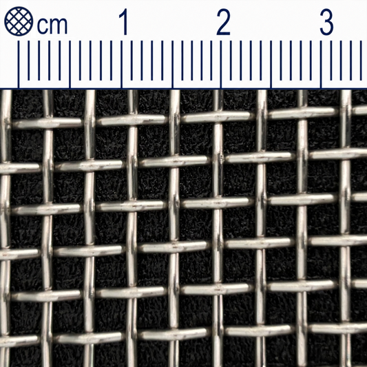 Drátěná tkanina z nerezové oceli, velikost oka 3,0 mm (Mesh 6), průměr drátu: 1,2 mm V2A 1.4301 na míru
