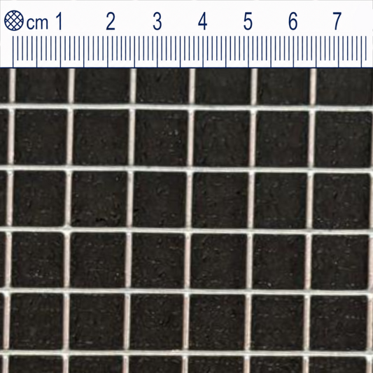 Voliérové pletivo, žárově zinkované, velikost oka 12 x 12 mm, průměr drátu 1 mm, na míru