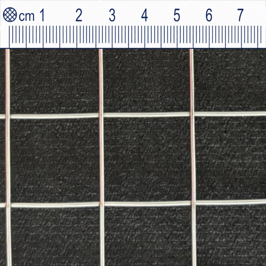 Hot-dip galvanized welded wire mesh, mesh size 25 × 25 mm, wire thickness 1.75 mm, cut to size